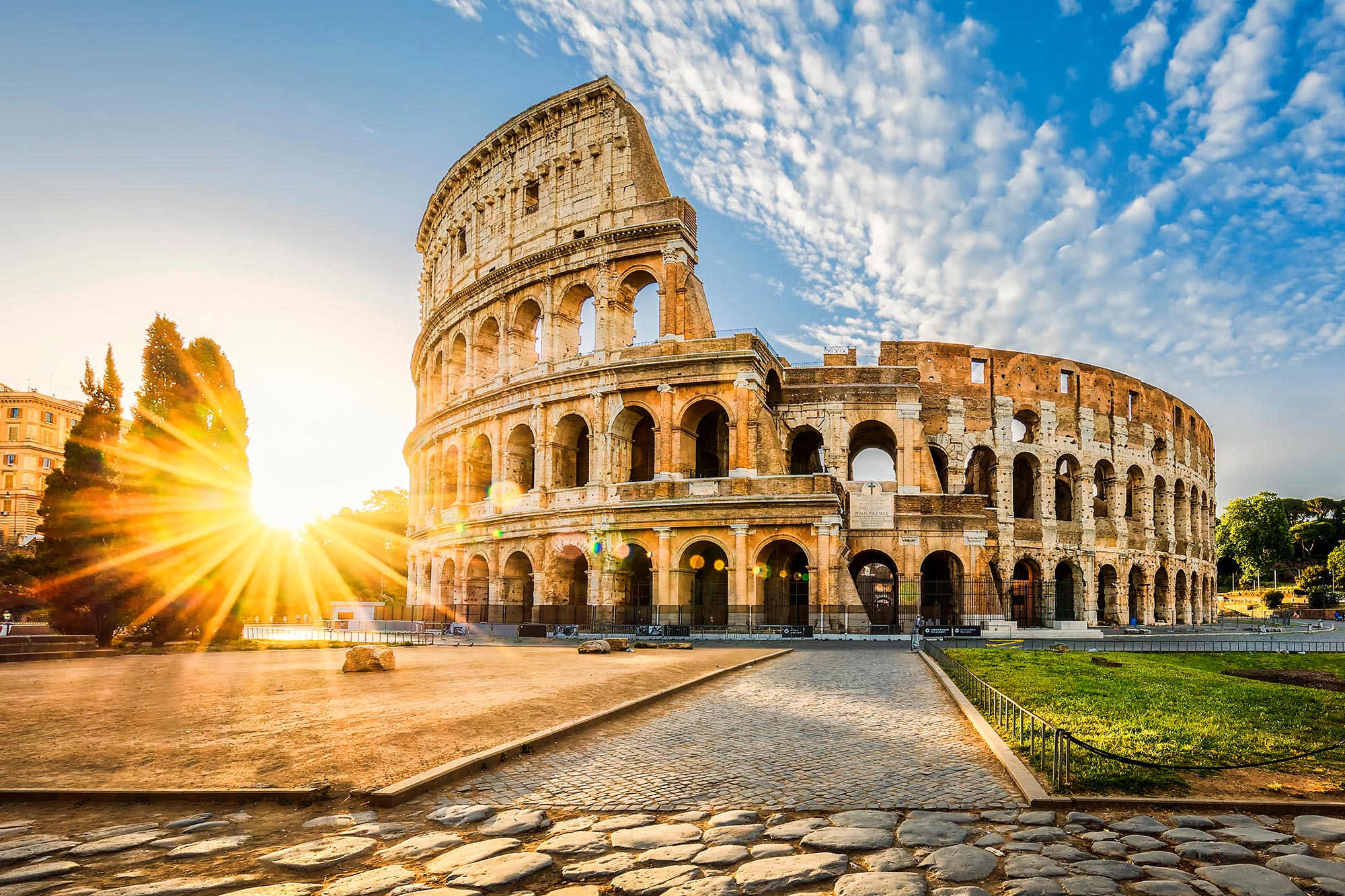 barcas-travel-tour-package-Rome-colosseum-rome-italy