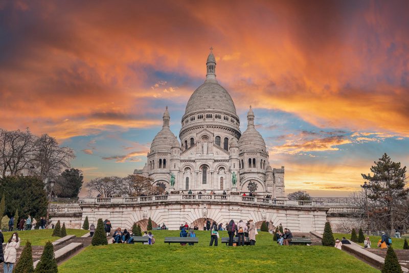 barcas-travel-tour-package-paris-sacre-coeur-cathedral-sunset-paris